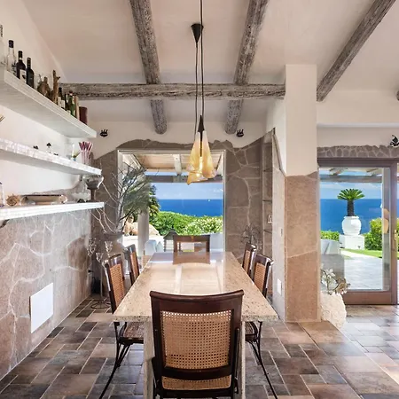 Vila Astra Fronte Mare -